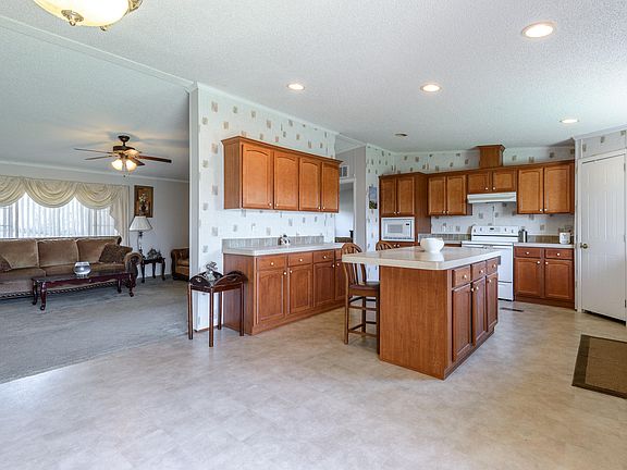 4th image of 2866 Nash Joyner Road