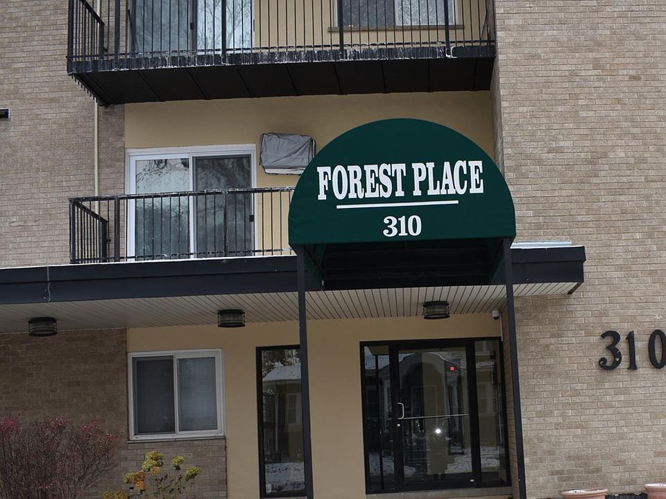 1st image of 310 Lathrop Ave APT 206