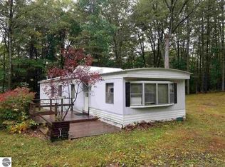 282 W Forest Trl, Leroy, MI 49655