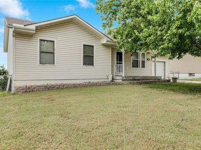 616 Silver Maple Dr, Harrisonville, MO, 64701