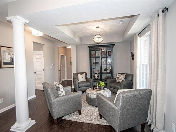 4th image of 10470 Oxer Dr
