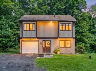 66 Whitetail Run, Chester, NY 10918