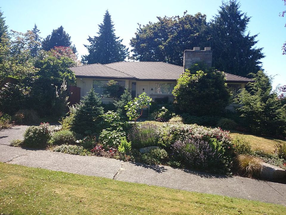 2nd image of 5753 61st Ave NE