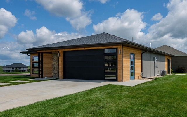 1st image of 2282 Bonnie Ln