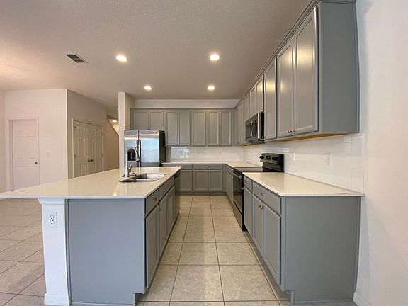 5th image of 8048 Basilica Ln