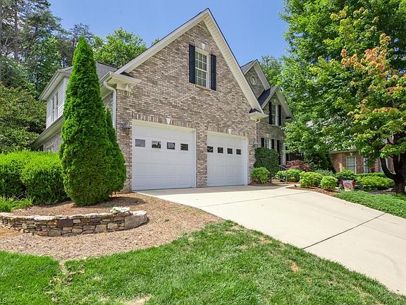 2nd image of 2429 Retriever Ln