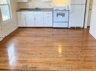 389 Middle Rd #2B, Acushnet, MA 02743