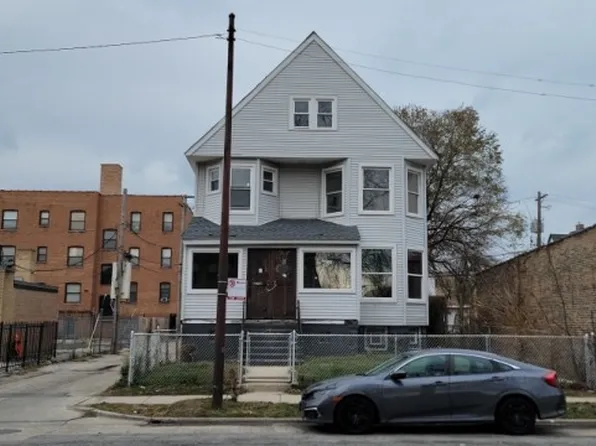 2018 E 73rd St, Chicago, IL 60649