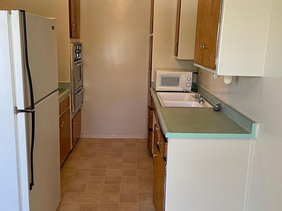5th image of 720 W Foothill Blvd APT 7