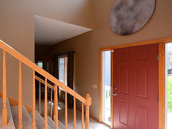 4th image of 7926 Heritage Cir