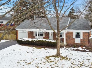 770 Shady Grove Ln, Buffalo Grove, IL 60089