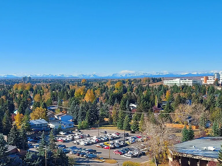 6707 Elbow Dr SW — Photo 19
