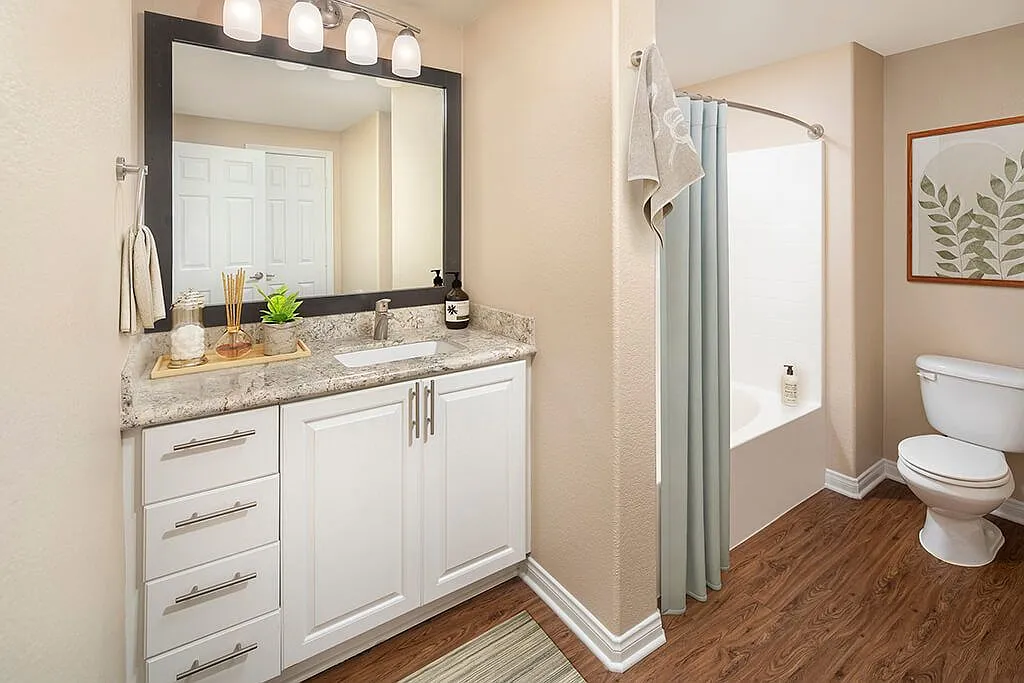 Cresterra Apartments — Photo 4