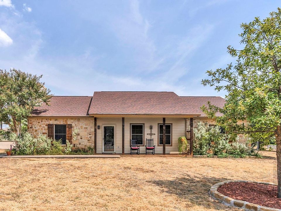 1st image of 355 Highland Dr