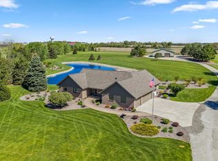 8118 Dunkelow Rd, Franksville, WI 53126