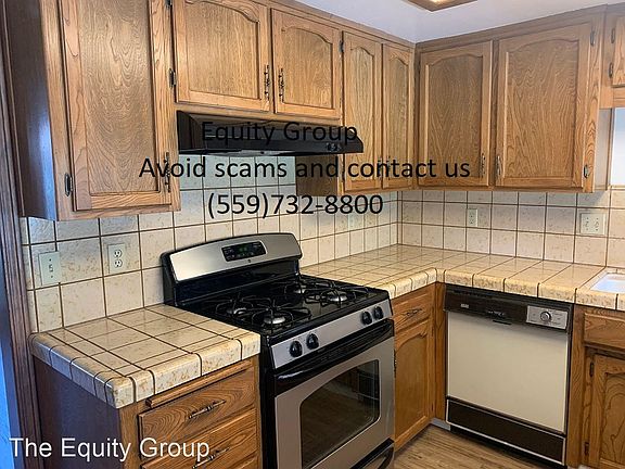 4th image of 3503 S Oak View Dr