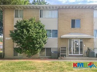 1020 Twixt Town Rd NE APT 3, Cedar Rapids, IA 52402