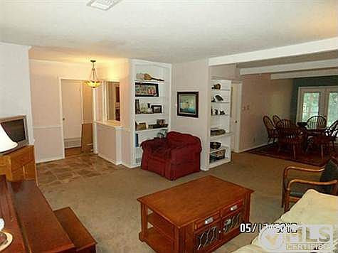 3rd image of 2752 Bay Meadows Ct