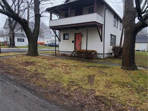25 E Benton St, Dunkirk, NY 14048