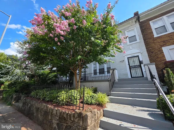 1530 Spring Pl NW, Washington, DC 20010
