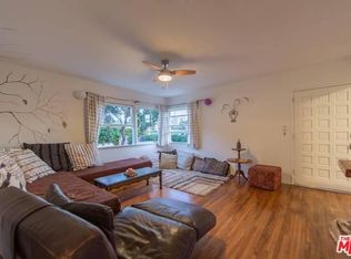 2422 Abbot Kinney Blvd, Venice, CA 90291