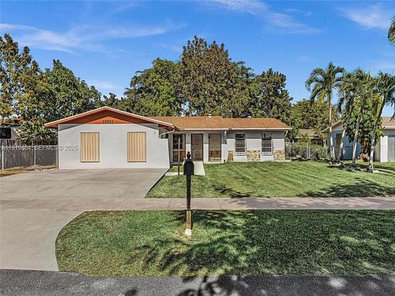 5th image of 13011 SW 80th St