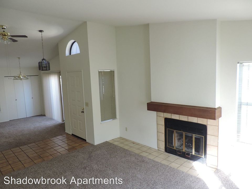 1st image of 401 Forest Knoll Dr APT 2
