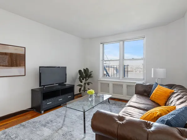 330 Haven Avenue image 1 of 10