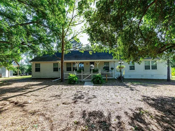 8730 23rd St, Zephyrhills, FL 33540