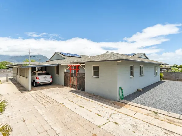 396 Kahiki St, Kahului, HI 96732