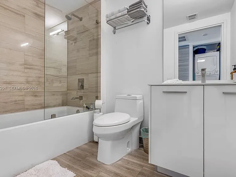 1300 Brickell Bay Dr #2713 — Photo 9