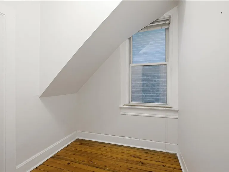 1616 W Le Moyne St #2 — Photo 10