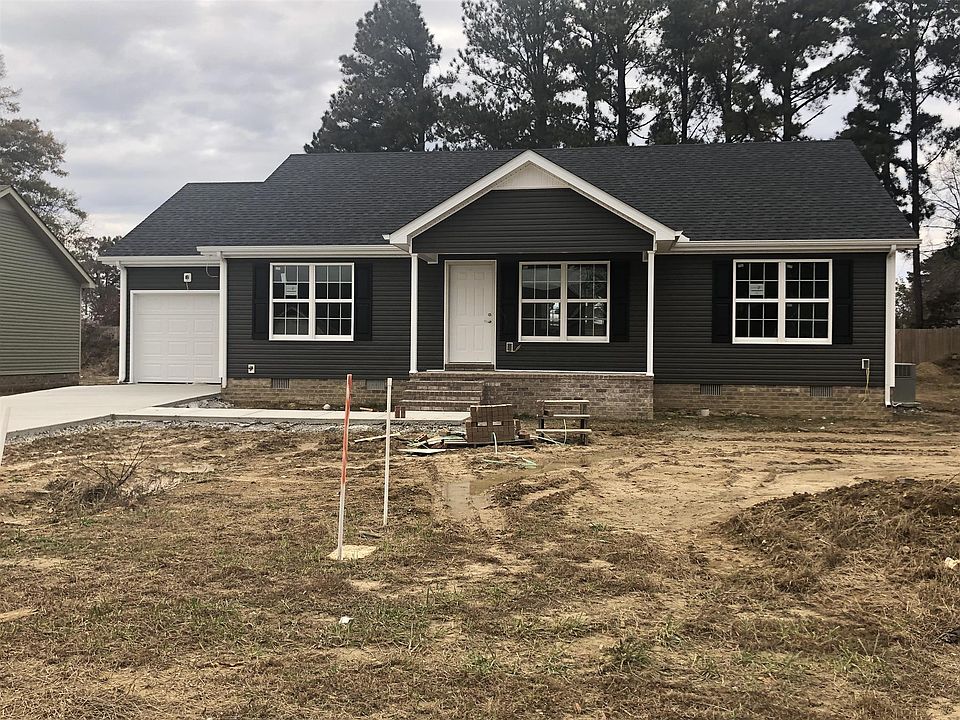 1st image of 90 Amelia Dr