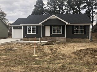 90 Amelia Dr, Manchester, TN 37355