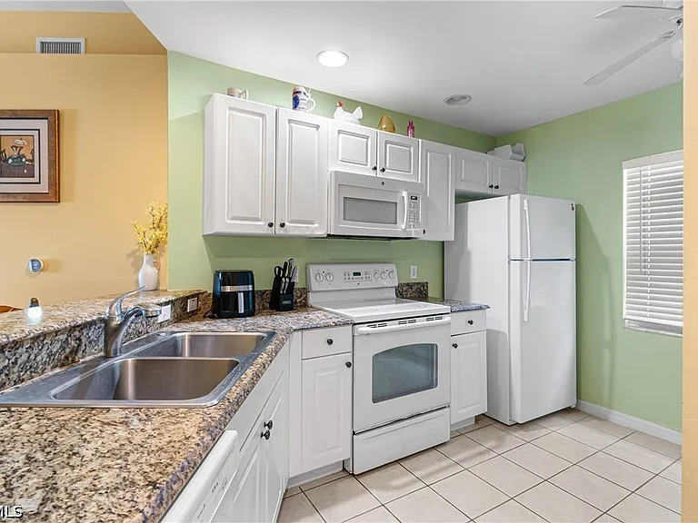 12141 Summergate Cir #102 — Photo 11