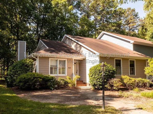 1551 Laureldale Dr, Raleigh, NC 27609