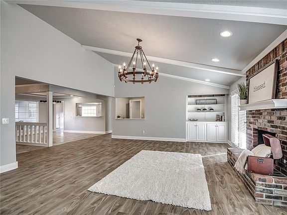 4th image of 14817 Glenmark Dr