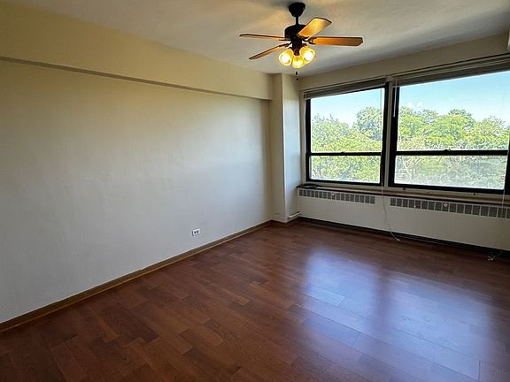 4th image of 4180 N Marine Dr #4180506