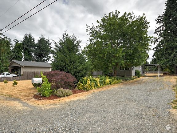 3rd image of 2408 Seward Avenue