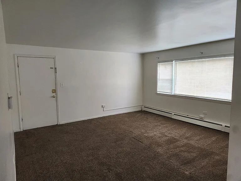 504 S 23rd Ave — Photo 3