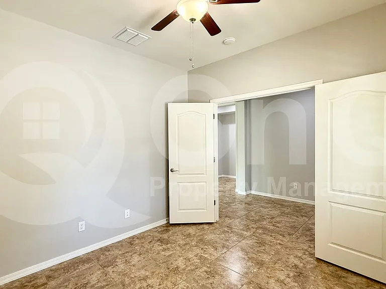 1477 E Hummingbird Way — Photo 13