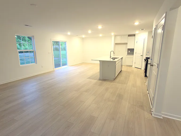 6 Latrell Ln — Photo 11