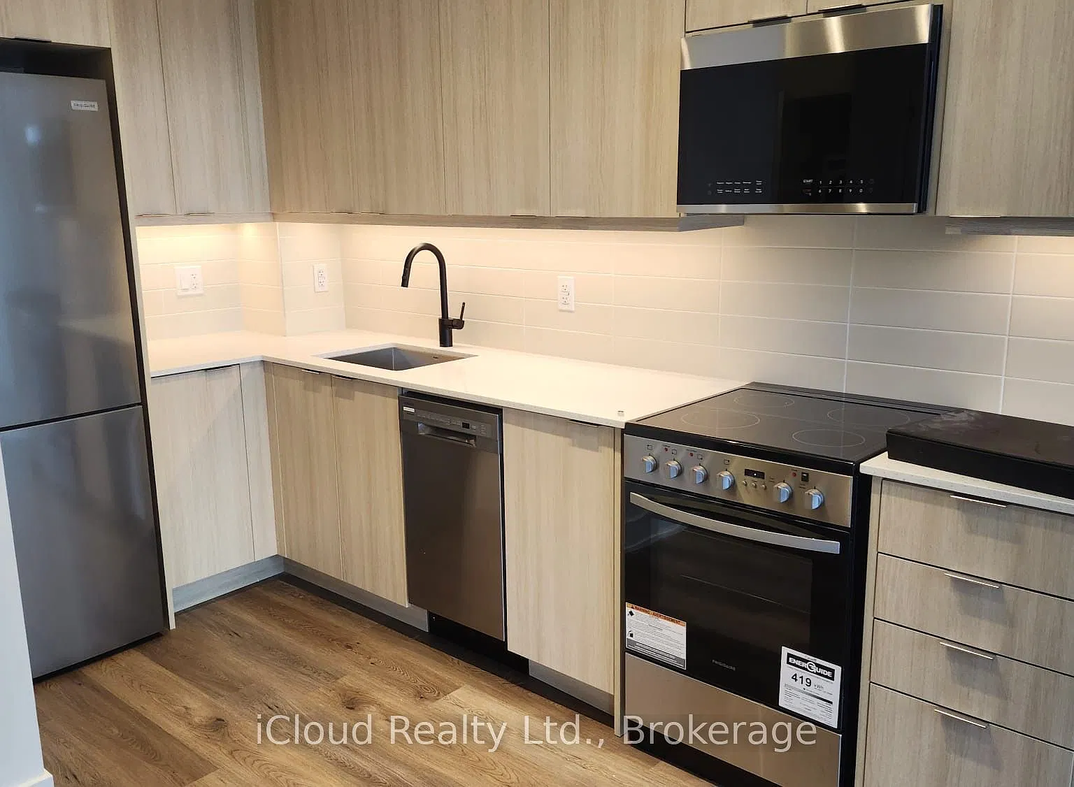 1 bed, $2,100 — Photo 1