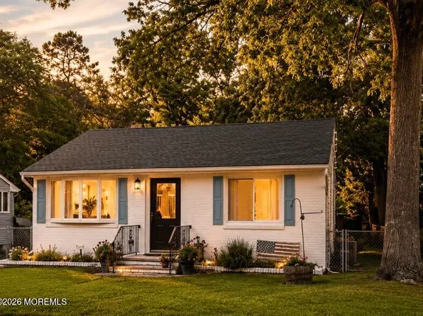 834 Rodgers Street, Lanoka Harbor, NJ 08734