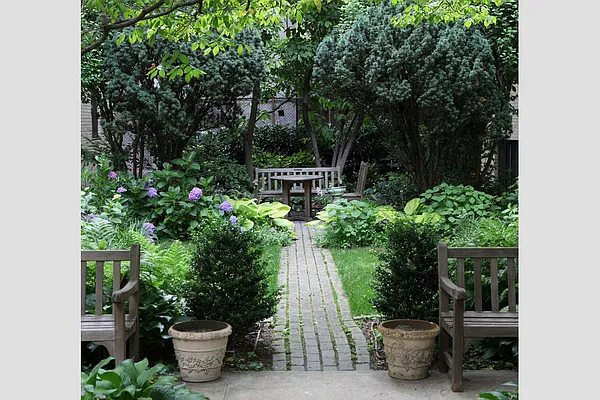 Sold by Stribling | media 18