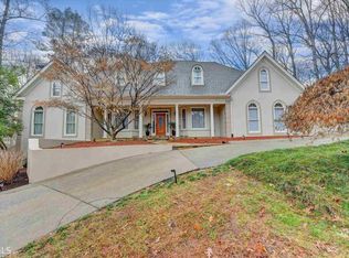 3395 Spalding Dr, Sandy Springs, GA 30350
