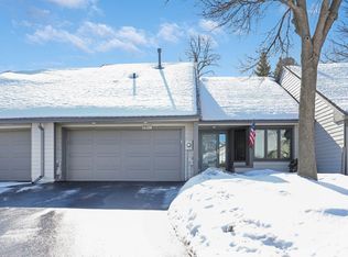 8417 Rice Lake Rd, Osseo, MN 55369