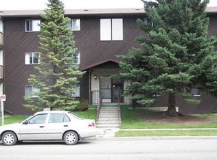 5735 54th St #1A, Rocky Mountain House, AB T4T1S1