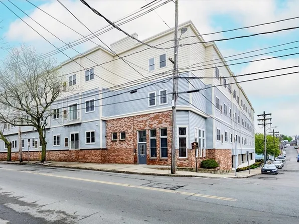 75 Walnut St Unit 311, Peabody, MA 01960