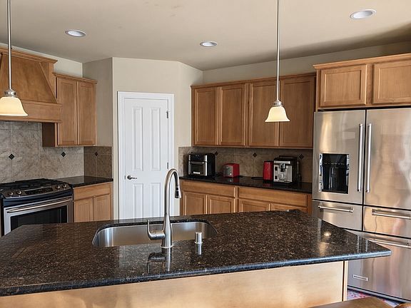 5th image of 251 Chelan Ave NE